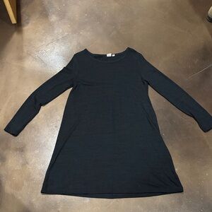 GAP Black Knit Dress just below knee